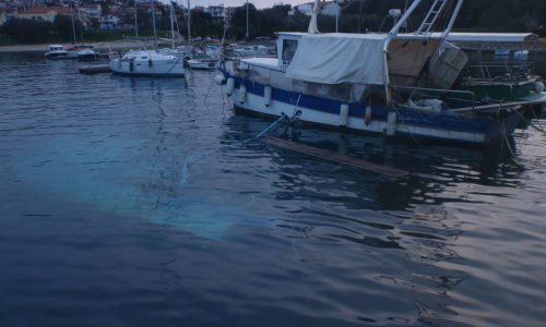 Ronioci pronašli tijelo ribara nestalog u potonuću broda u Šibeniku