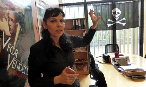 Kako su pirati punim jedrima uplovili u islandski parlament