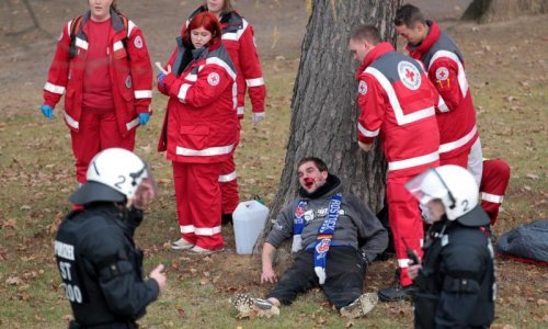 Veliki sukobi njemačkih huligana na trećeligaškoj utakmici