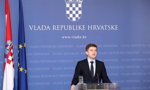 Još jedno lažno obećanje: PDV neće pasti od 2018.