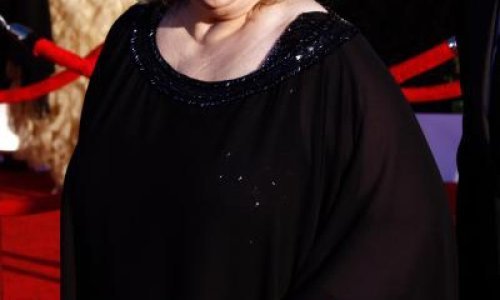 Kathy Bates liječnici odstranili obje dojke