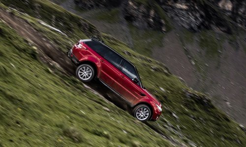 Range Roverom Sport po skijaškoj stazi? O, da