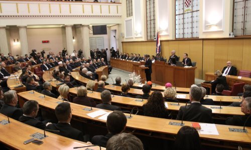 Sabor prije zimske stanke na tapeti ima poslovanje HRT-a