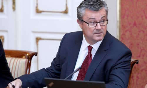 Orešković još uvijek nije platio račune za Costabellu