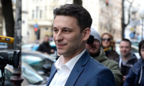 Petrov: Bio sam fizički napadnut, Kovačića su pokušali pregaziti, a Pranića ugušiti