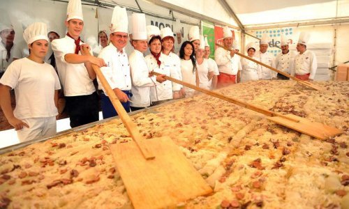 U Vidovcu napravljena najveća sarma na svijetu