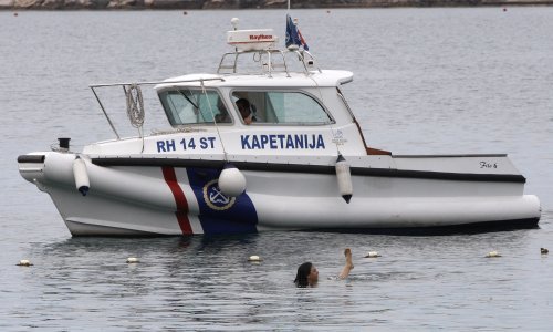 Kod otoka Kurba Mala pronađeno mrtvo tijelo, najvjerojatnije ribar iz Murtera