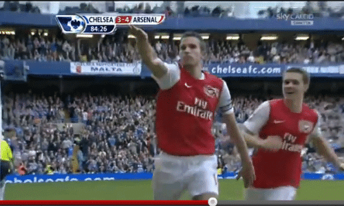 Van Persie opovrgnuo nacistički pozdrav