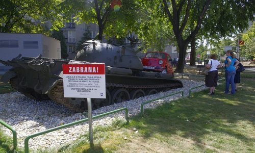 Osječki 'Crveni fićo' zbog oštećenja na popravku