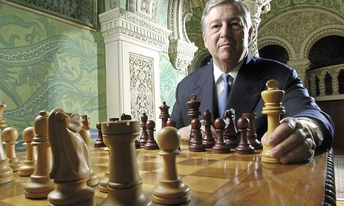 Srbi prikupljaju glasove za uspostavu monarhije i ustoličenje kralja