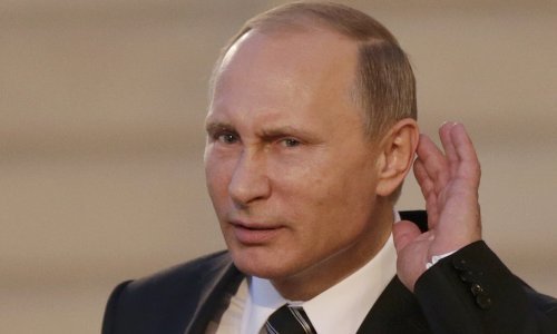 Tijekom prijema pao poslužavnik s čašama, Putin nije ni trepnuo