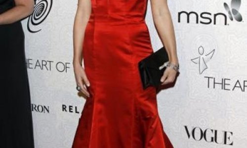 Sophiju Bush napadaju duhovi