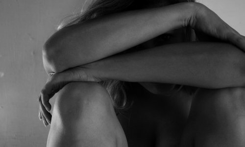 Facebook može učiniti više u sprječavanju samoubojstava