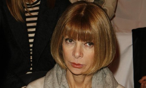 Evo što se zapravo krije iza kamenog lica Anne Wintour