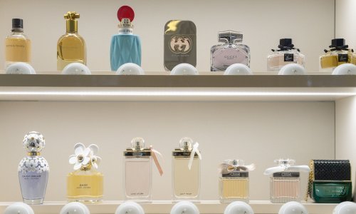 Ovo su najpopularniji parfemi koje nose najveće modne face