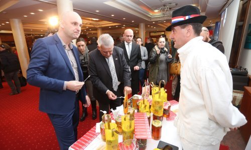 Tolušić očekuje izbor domaćih dobavljača hrane za škole