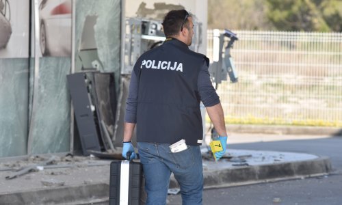 Eksplodirao bankomat u Zadru, policija traga za počiniteljem