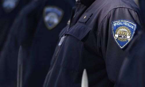 Uhićen muškarac koji je fizički nasrnuo na novinarsku ekipu Provjerenog