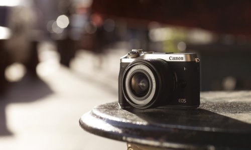 Canon slavi 30 godina serije foto opreme EOS