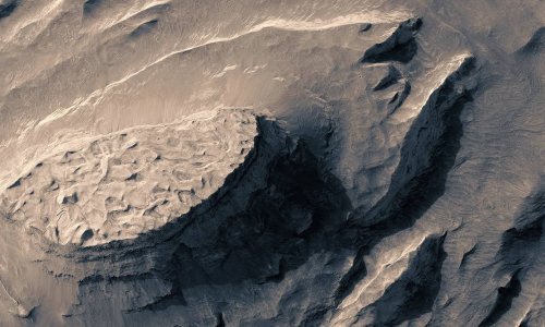 Ovaj nevjerojatan prelet nad Marsom jednostavno morate vidjeti!