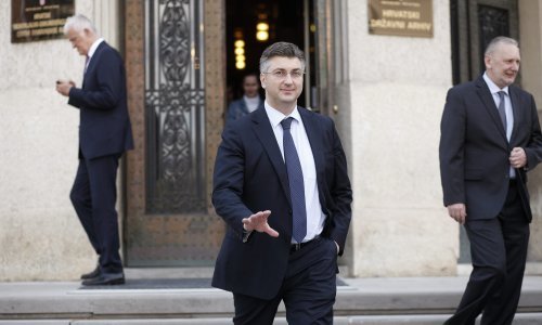 'Lex Agrokor' ide dalje, Plenković nije znao da Petrov diže kaznenu prijavu protiv Todorića