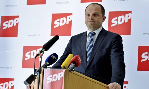 Hajdaš Dončić pozvao Todorića da javno objasni situaciju u Agrokoru