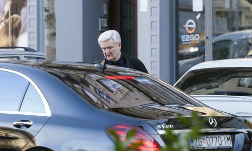 'Todoriću je pun kufer ove situacije, zato je vratio otok'