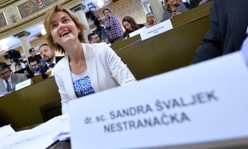 Švaljek: Bandić je mogao bacati i novac iz helikoptera. Bilo bi isto