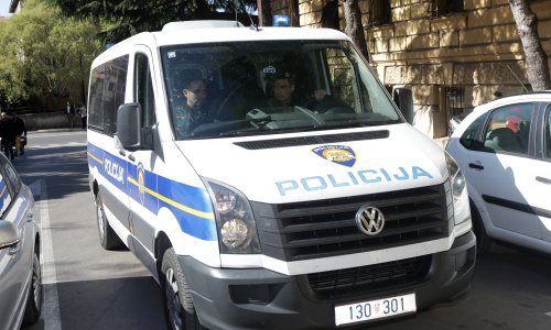 U četvrtak presuda mladiću za ubojstvo roditelja u okolici Vodica