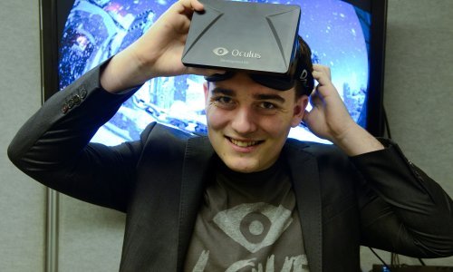 Kontroverzni Palmer Luckey napušta Facebook