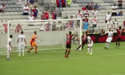 [VIDEO] Eduardo došao na svoje: U Brazilu zabio u svom stilu!