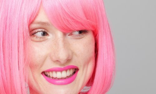 Evo kako u pet minuta promijeniti boju kose, i to bez kemikalija