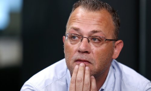 Ovo je Hasanbegovićeva ekipa za Frankfurt. Ne znate tko su? Guglajte!