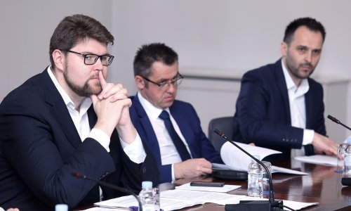 Unatoč žestokim kritikama oporbe, 'lex Agrokor' prošao prvu stepenicu