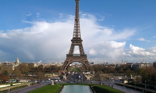 Eiffelov toranj ogradit će neprobojnim staklenim zidom