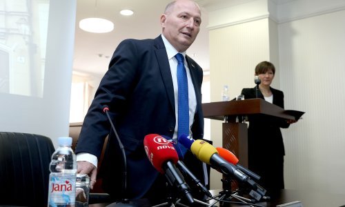 Predsjednik Ustavnog suda poklopio Božu Petrova