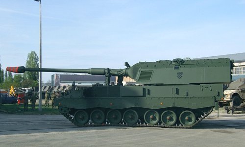 Sa zakašnjenjem većim od godinu dana, stigle prve dvije haubice iz Njemačke