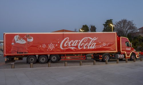 Coca-Cola prodaje punionice, dobit potonula 55 posto