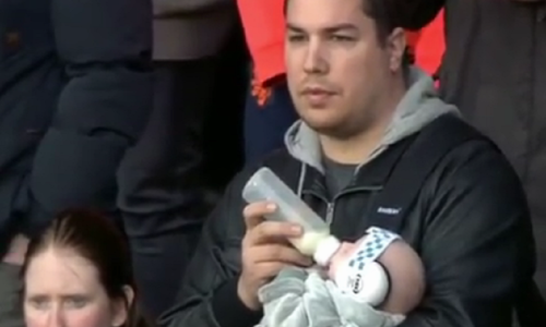 Je li ovo najnježnija scena s nogometnih stadiona?