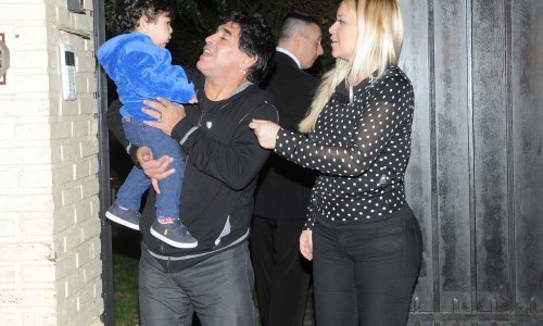 Bivša otkriva pikanterije: Maradonin fetiš je policijska uniforma
