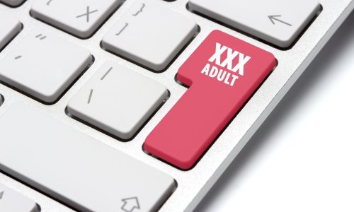 Zaraženi glumac prekinuo rad cjelokupne američke porno industrije