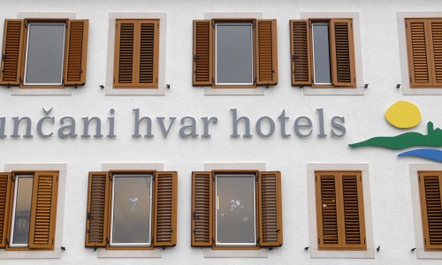 Sunčani Hvar s 25 posto više noćenja i 20 posto većim prihodima