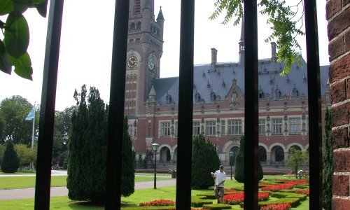 Zašto i hrvatska i srpska tužba za genocid padaju