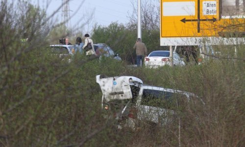 Poginuo vozač u izlijetanju vozila s autoceste kod Ličkog Lešća