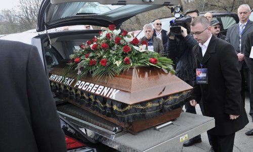 U sjeni pogrebničkog rata stižu najave o poskupljenju grobnih naknada i pogreba