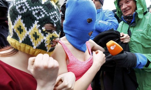 Kozaci bičevali Pussy Riot
