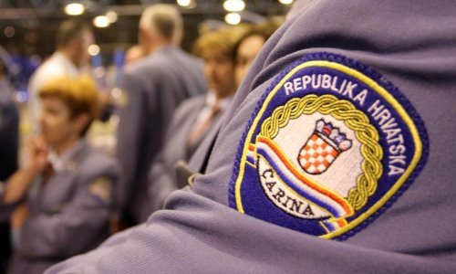 Carinici oduzeli 6,5 milijuna komada cigareta