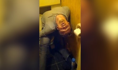 Nećete vjerovati u kojem je položaju zaspao ovaj pijanac