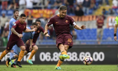 Japanci bi da Totti dođe igrati - besplatno!