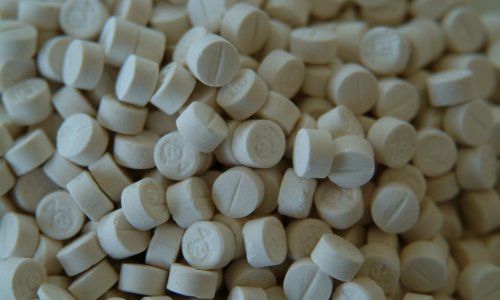 Policija u Trogiru i Makarskoj oduzela 200 tableta ecstasyja